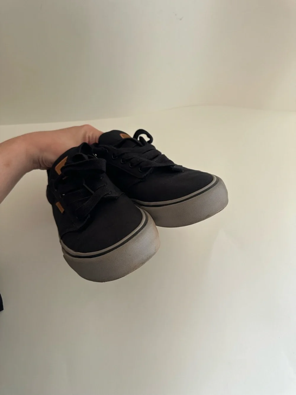Vans Black Deluxe Comfort Atwood Sneakers